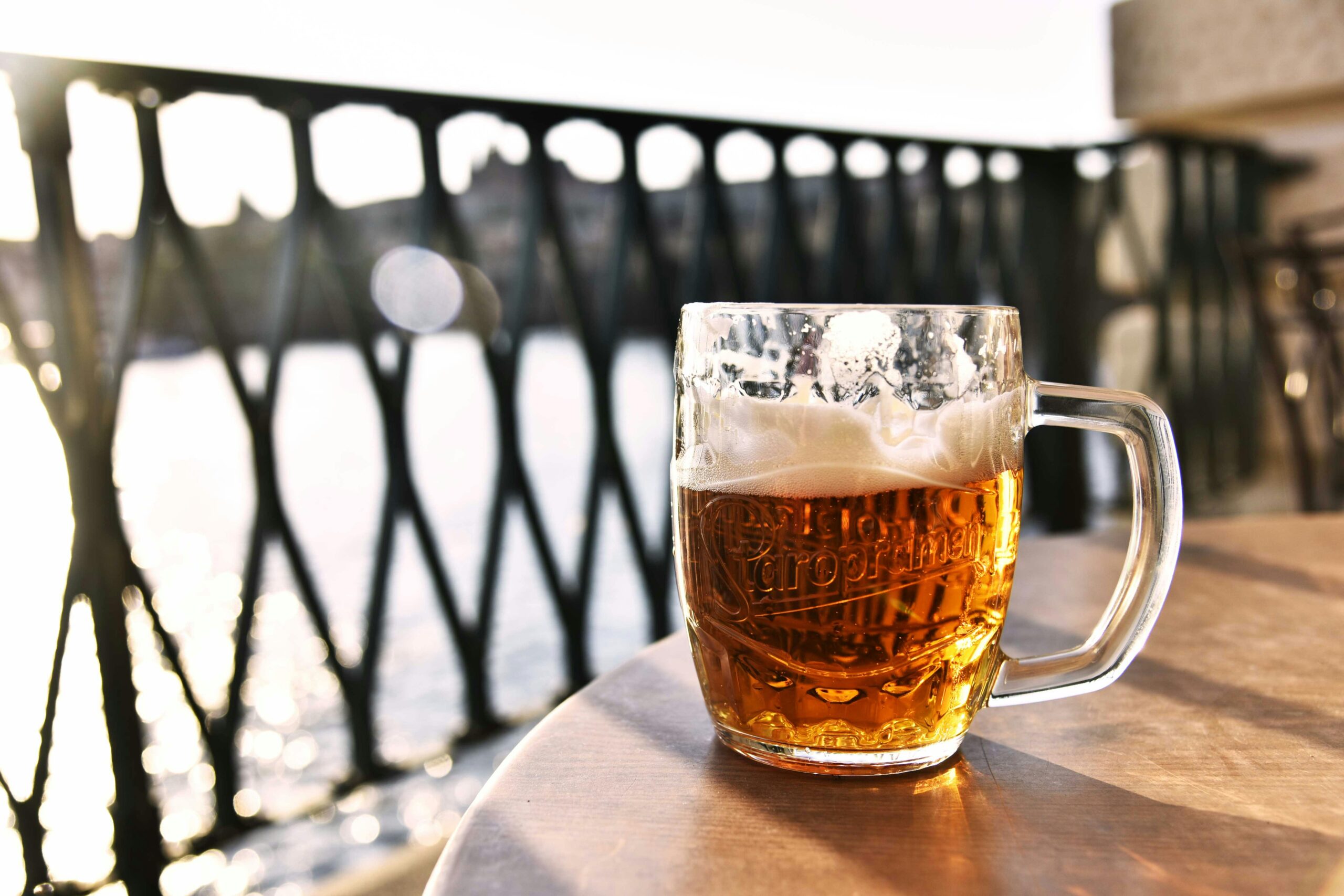 Quanta birra fa bene al giorno? La quantità ideale senza compromettere la salute